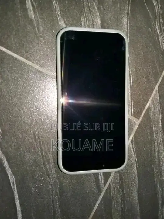 Nouveau Apple iPhone 13 128 GB Noir