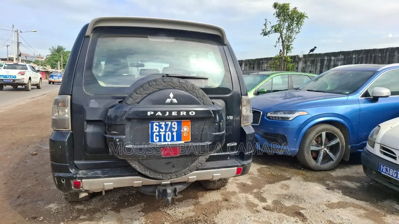 Mitsubishi Pajero V90 2.8 GL 2015 Noir