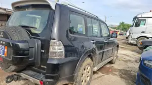 Mitsubishi Pajero V90 2.8 GL 2015 Noir