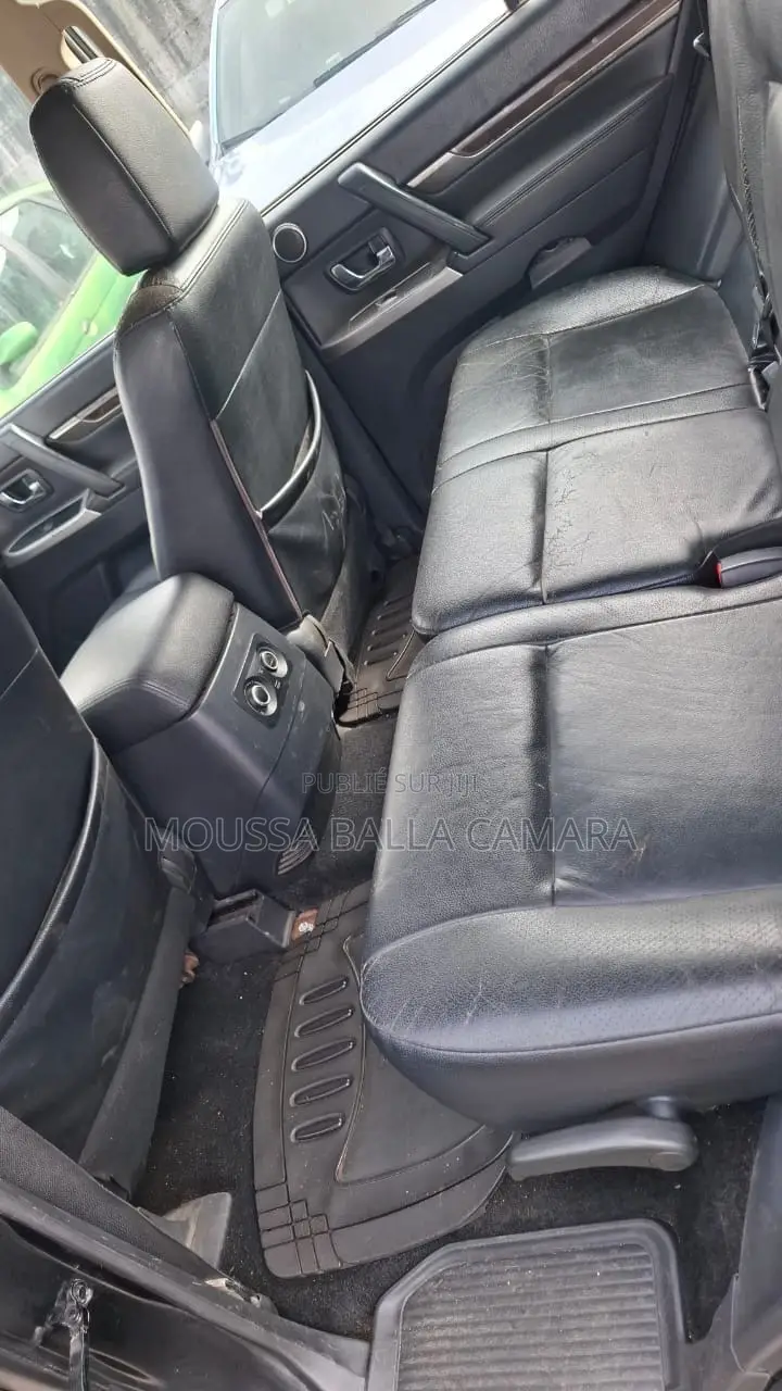Mitsubishi Pajero V90 2.8 GL 2015 Noir