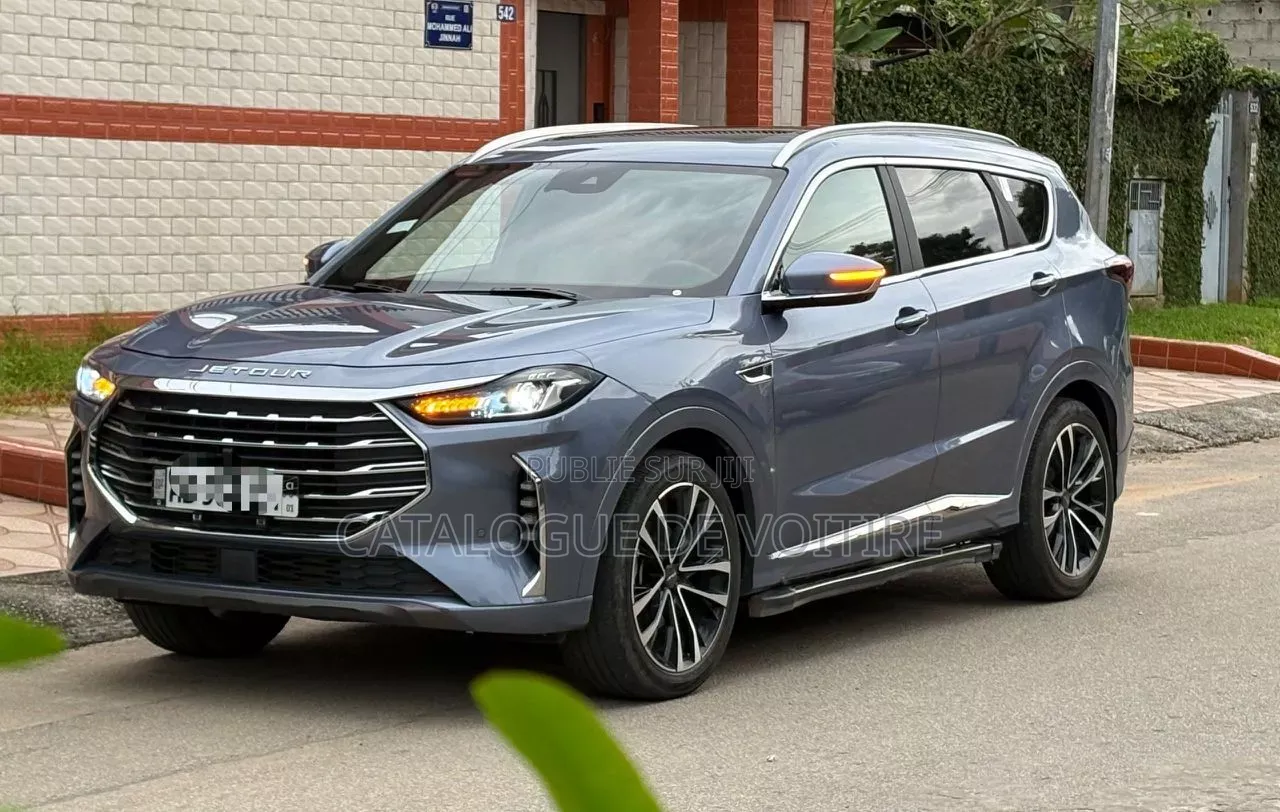 Jetour X70 Plus 2024 Gris