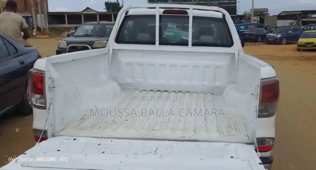 Mazda BT-50 2016 Blanc