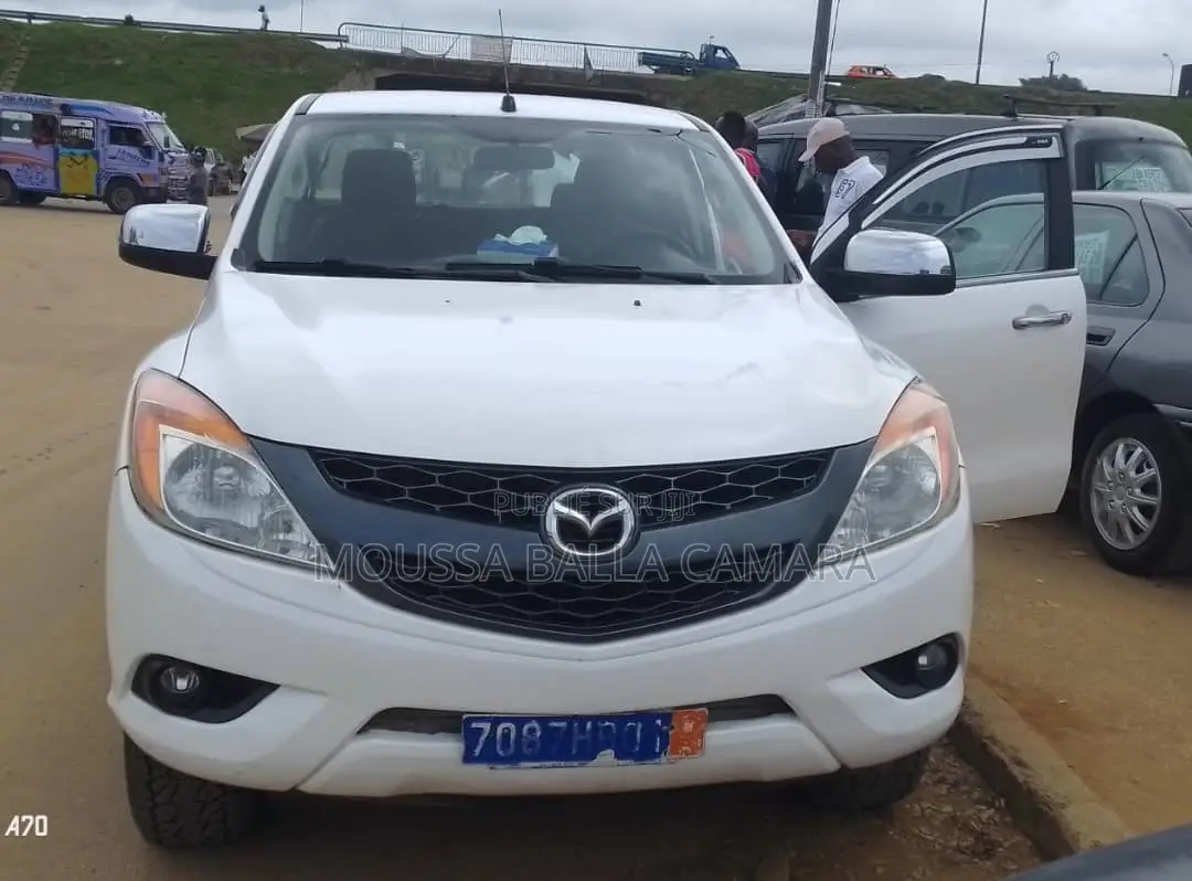 Mazda BT-50 2016 Blanc