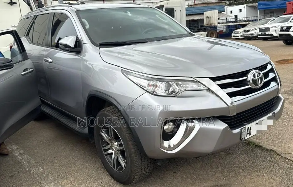 Toyota Fortuner 2.4 D AWD 2020 Noir