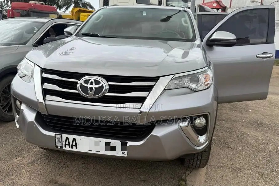 Toyota Fortuner 2.4 D AWD 2020 Noir