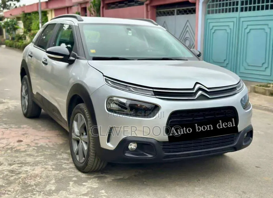 Citroen C4 2021 Gris
