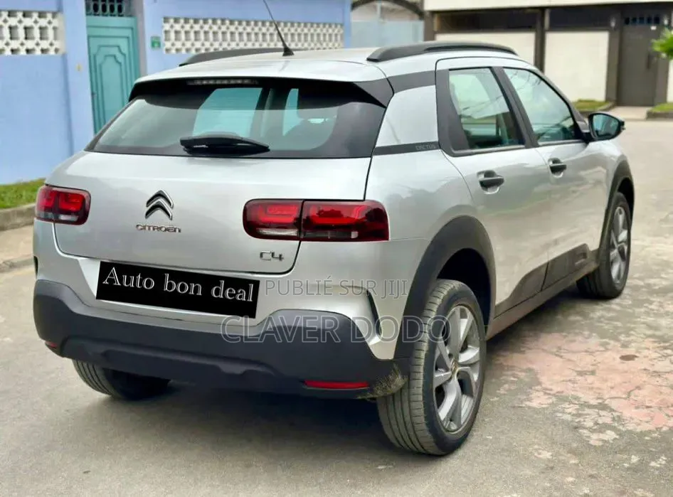 Citroen C4 2021 Gris