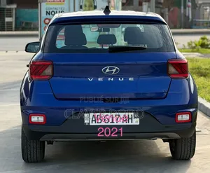 Hyundai Venue 2021 Bleu