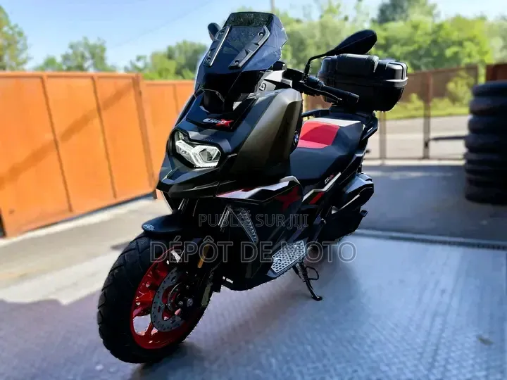 Nouveau BMW C 400 X 2026 Noir