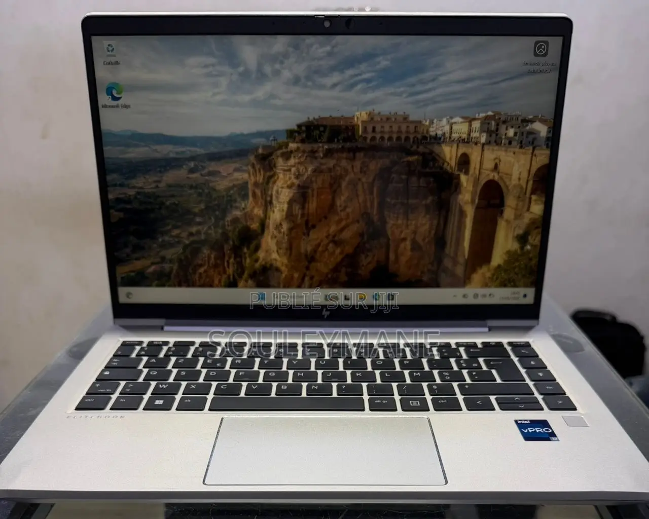Ordinateur portable HP EliteBook 640 G10 16GB Intel Core i7 SSD 512GB
