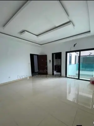 1chbre Appartement dans Cocody à Louer