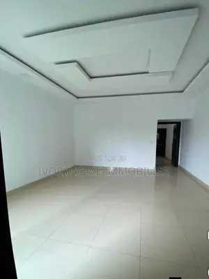 1chbre Appartement dans Cocody à Louer
