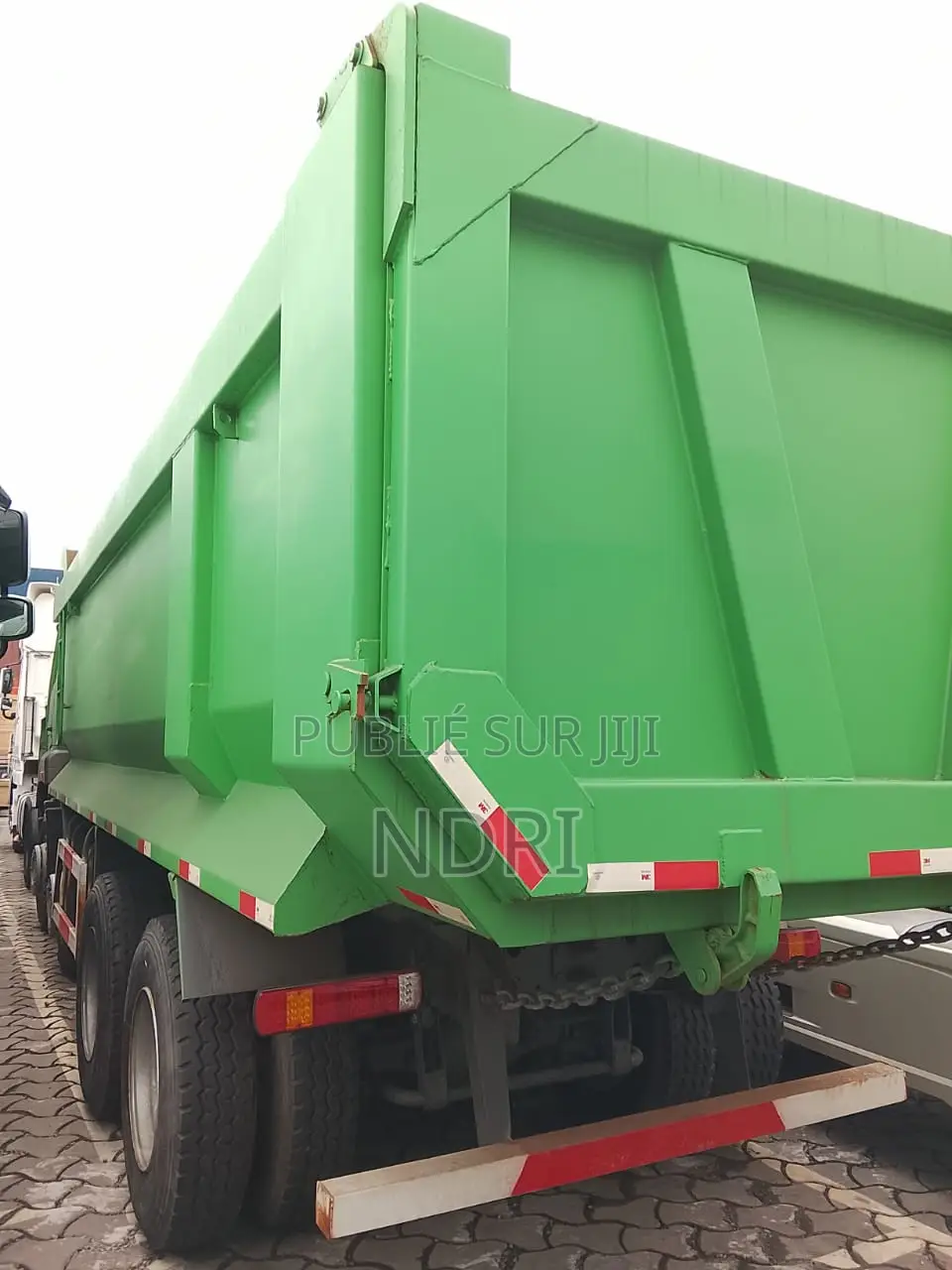 Camion Benne 35-40t À Vendre