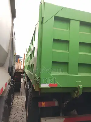 Camion Benne 35-40t À Vendre