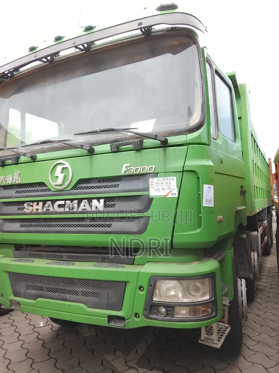 Camion Benne 35-40t À Vendre