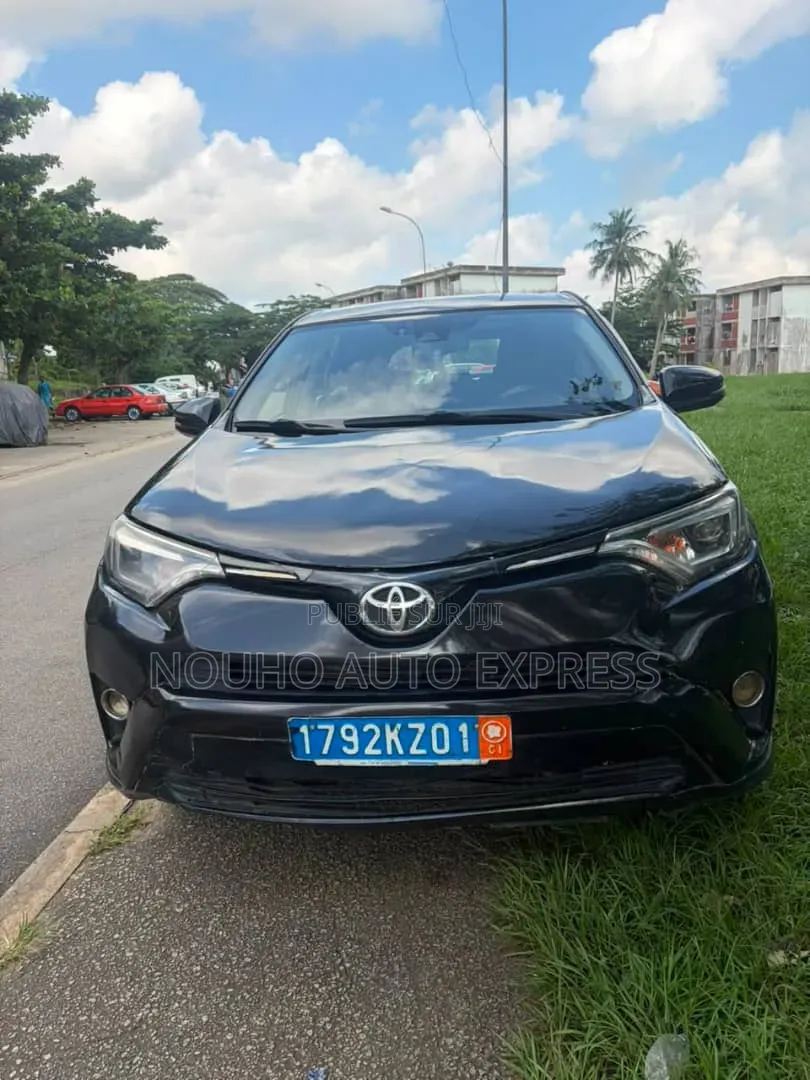 Toyota RAV4 2015 Noir