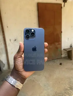 Nouveau Apple iPhone 15 Pro Max 512 GB Gris