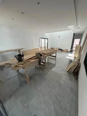 4chbre Duplex dans Cocody à Louer
