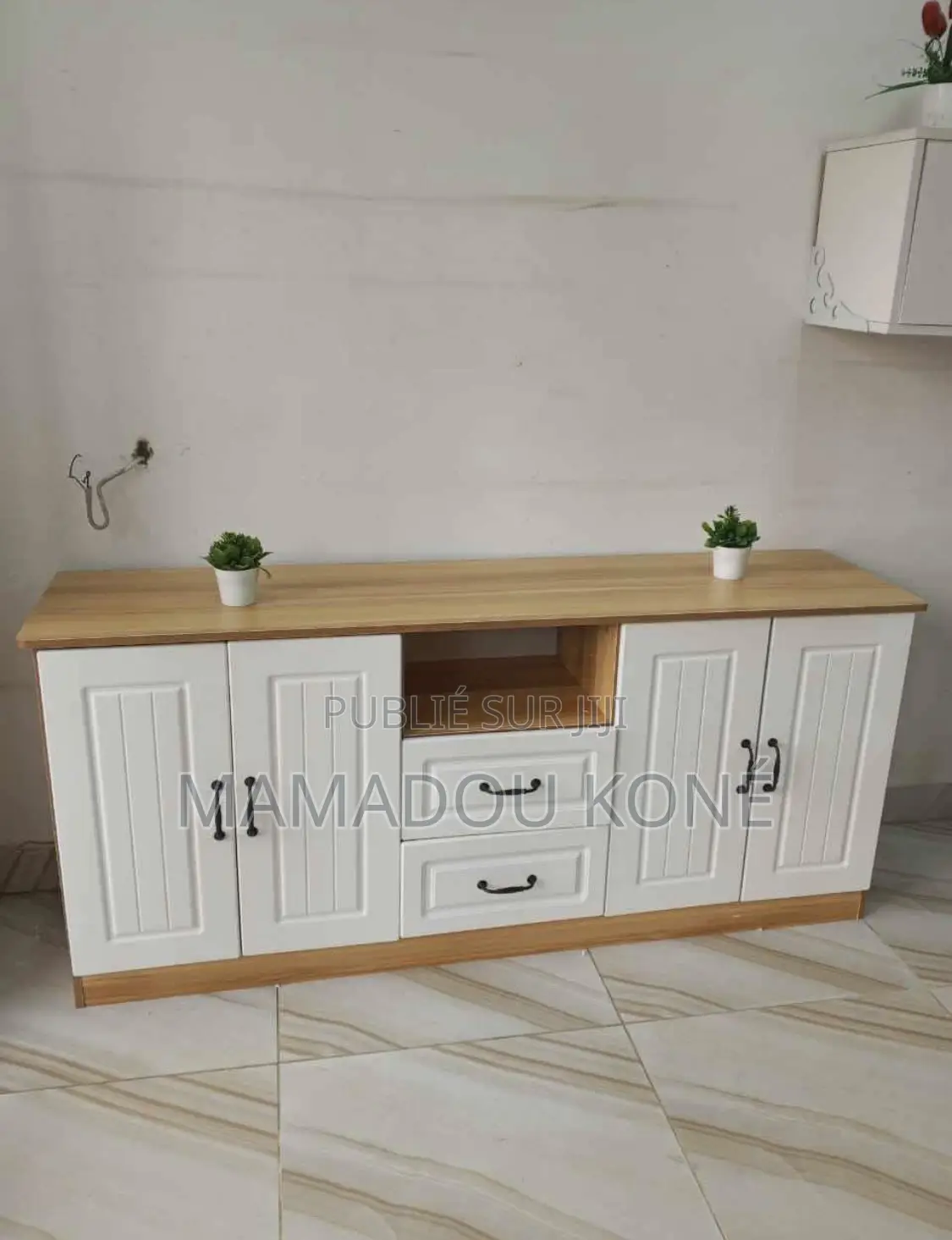 Meuble Tv Moderne Blanc Bois – Élégance Et Grande Capacité