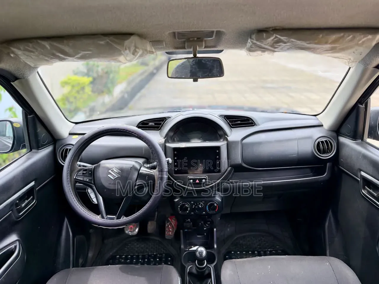 Suzuki S-Presso 2024 Gris