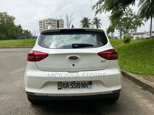JAC JS2 2025 Blanc