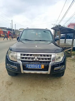 Mitsubishi Pajero 2014 Bleu
