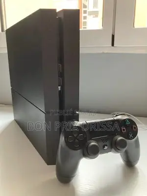 Console Playstation 4
