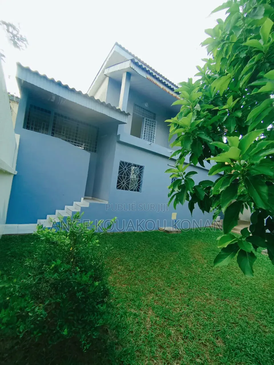 5chbre Duplex dans Ange Immobilier, Cocody à Louer