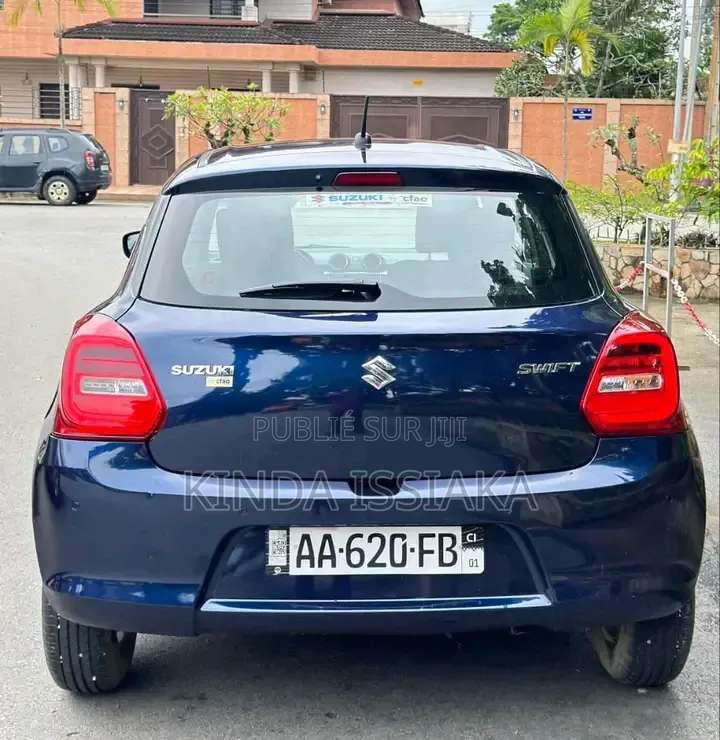 Suzuki Swift 2024 Bleu