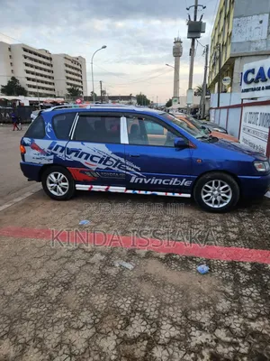 BMW 318i 2002 Gris