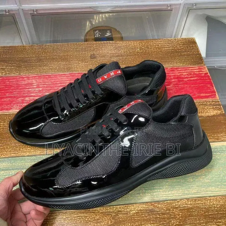Prada Sneakers Original Authentique Qualite Irréprochable P40-45