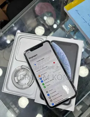 Nouveau Apple iPhone XR 64 GB Argenté