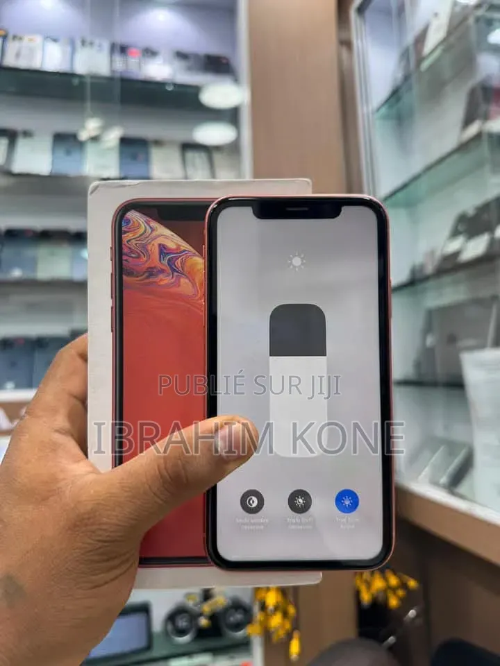 Nouveau Apple iPhone XR 64 GB Argenté