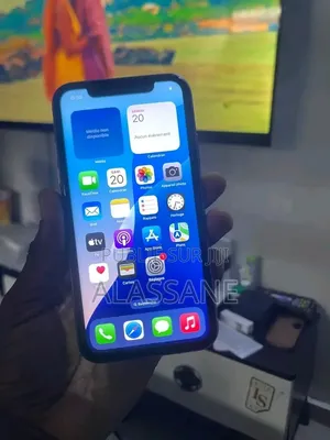 Nouveau Apple iPhone 11 128 GB Noir