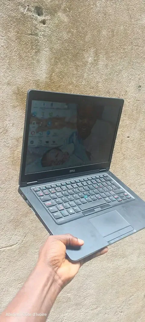 Nouveau Dell Latitude 5400 16GB Intel Core i5 SSD 256GB
