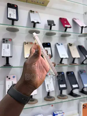 Nouveau Apple iPhone 13 256 GB Rose