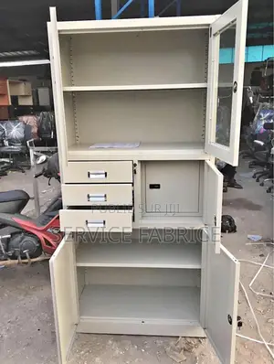 Armoire Issue D’Un Coffre Fort