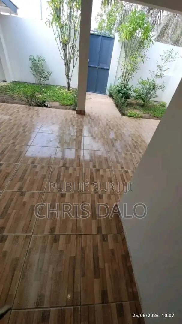 2chbre Villa dans Valentin, Cocody à Louer