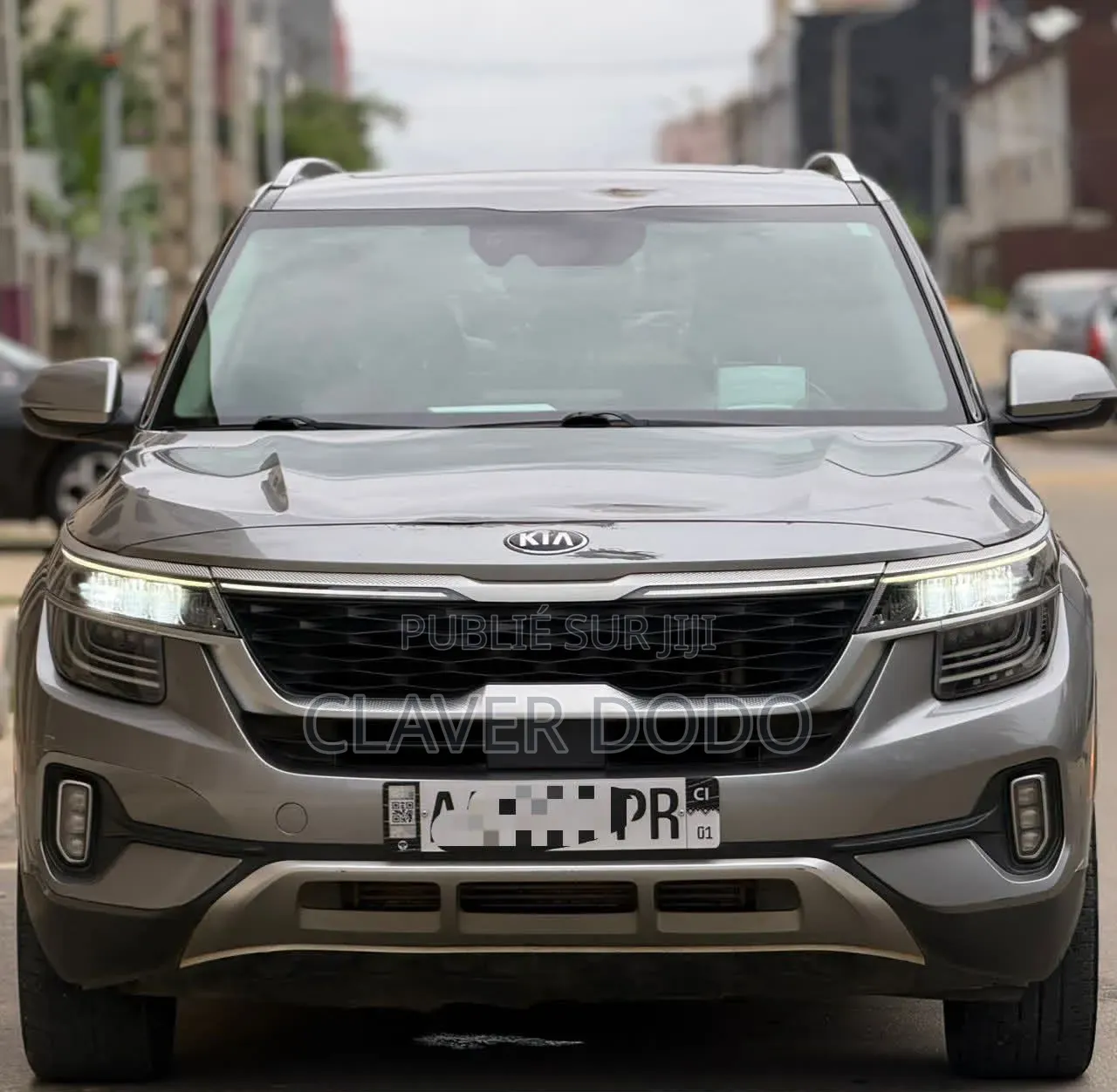 Kia Seltos 2022 Gris