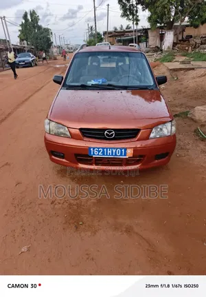 Mazda Premacy 2006 Orange