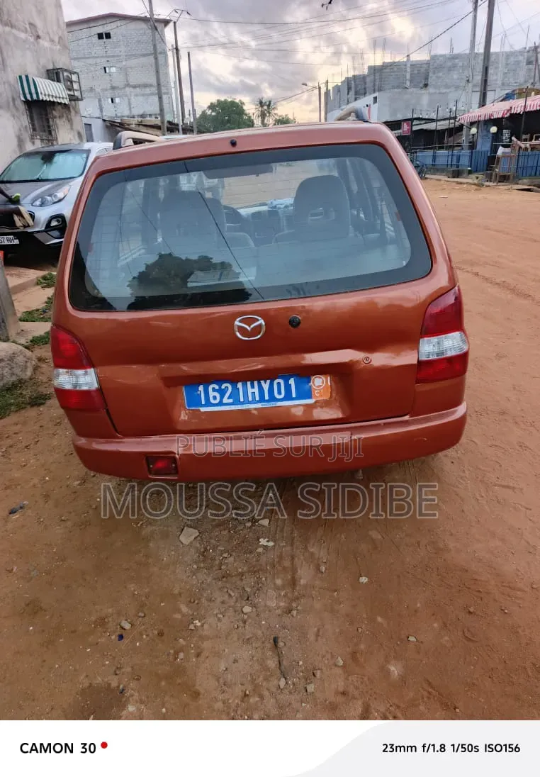 Mazda Premacy 2006 Orange