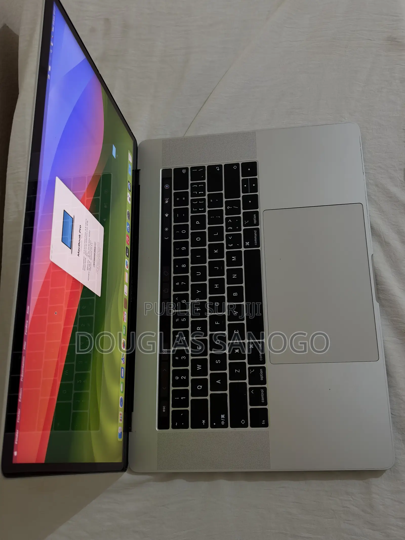 Nouveau Apple MacBook Pro 2019 16GB Intel Core i9 SSD 512GB