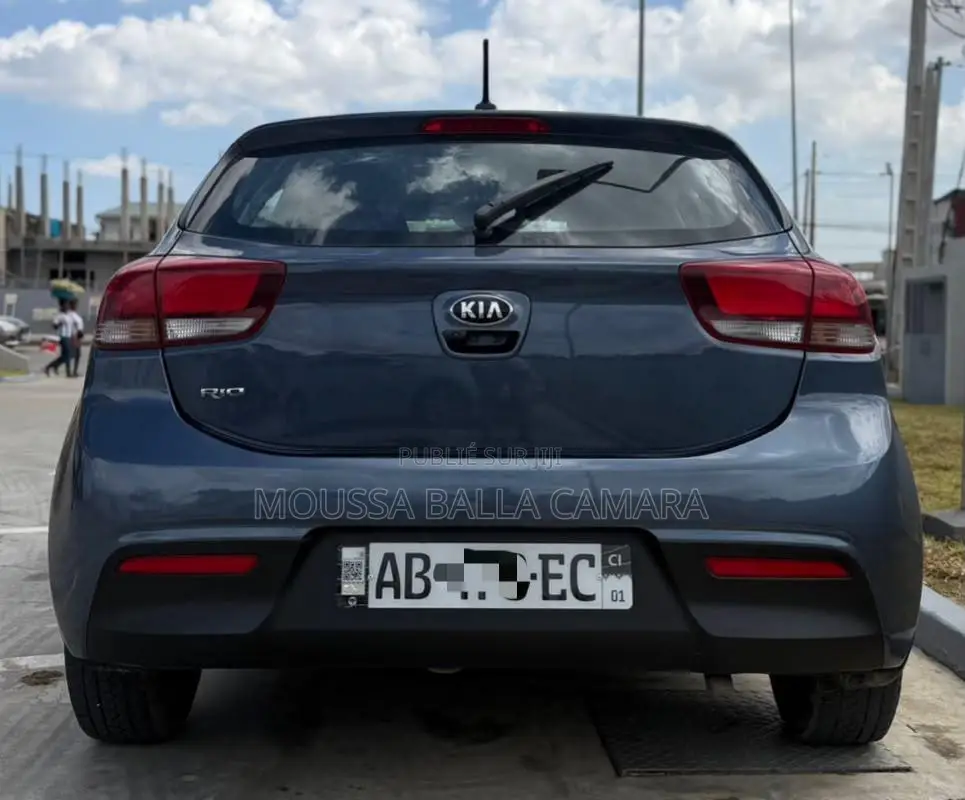 Kia Rio LX 2020 Gris
