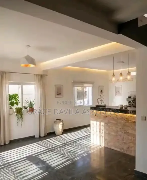 Meublé 6chbre Appartement dans Davila Service, Yopougon à Vendre
