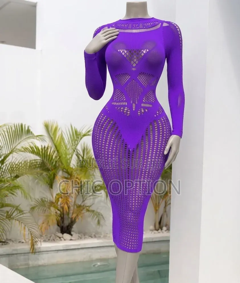Robe Midi Évidée Géométrique – l'Élégance Audacieuse
