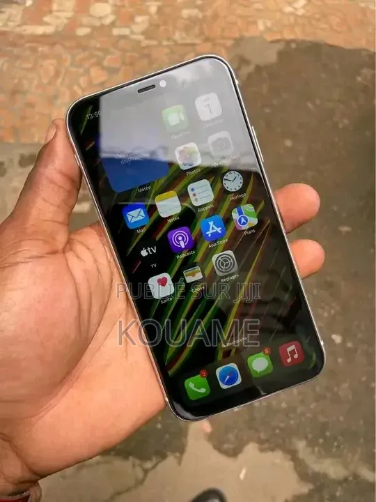 Nouveau Apple iPhone 11 64 GB Blanc