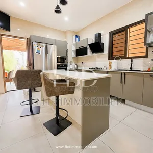 5chbre Appartement dans Fbd Immobilier, Cocody à Vendre
