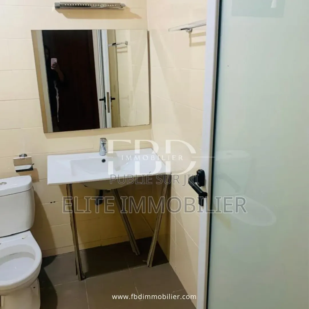 12chbre Appartement dans Cocody Faya à Vendre
