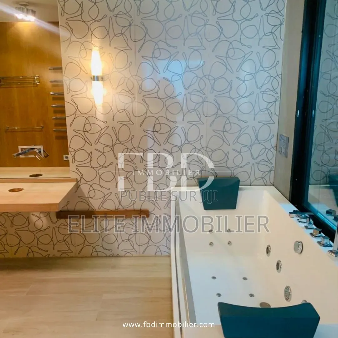 12chbre Appartement dans Cocody Faya à Vendre