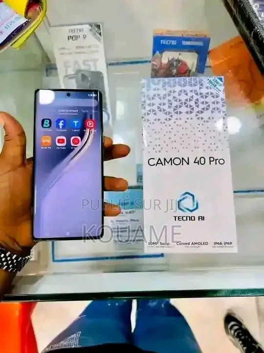 Nouveau Tecno Camon 40 128 GB Noir